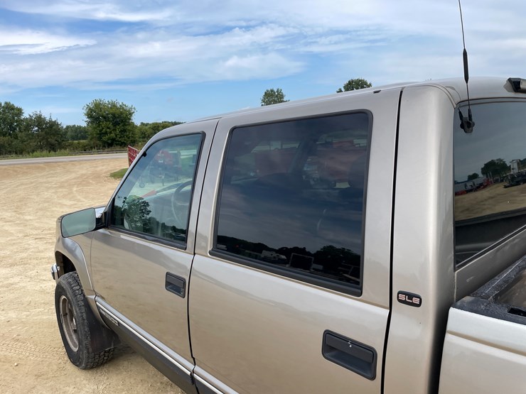 1999-gmc-2500-image-30