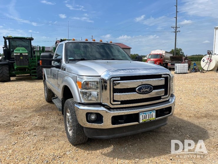 2013-ford-f250-xlt-image-3