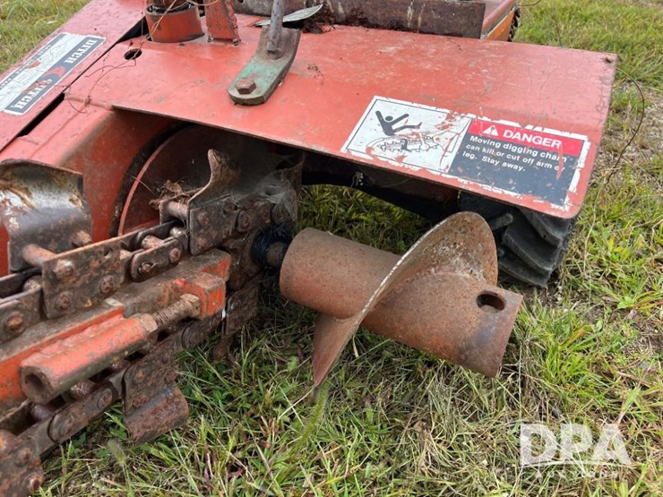 ditch-witch-c99-image-16