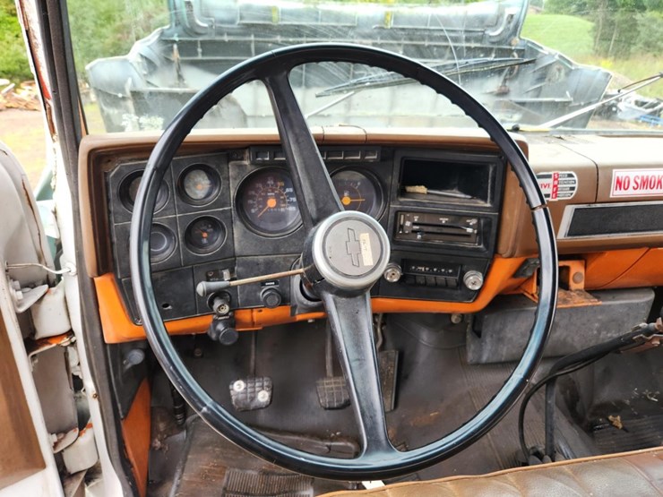 #1647-•-1976-gmc-fuel-truck-image-57