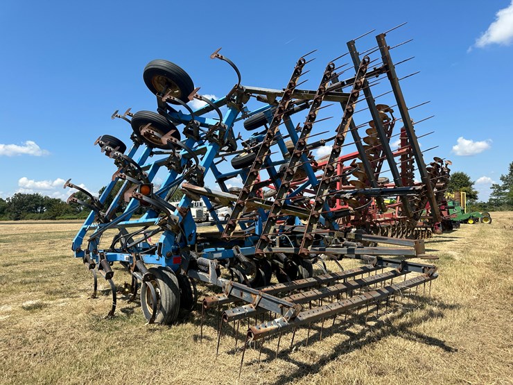 #32187-•-tiger-mate-26'-field-cultivator-image-4