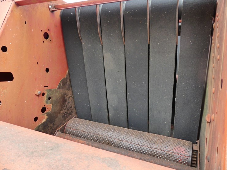new-holland-650-image-11