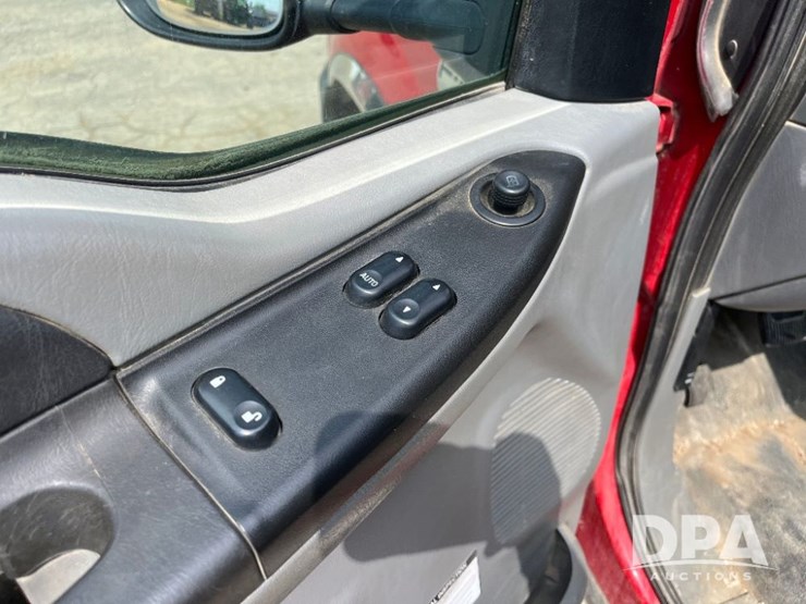 2006-ford-f350-xlt-image-29