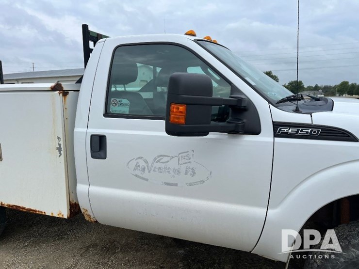 2012-ford-f350-image-26