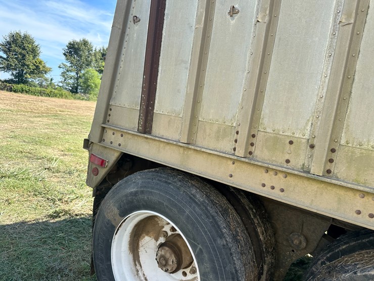 #32158-•-hobbs-42'-t/a-aluminum-hopper-bottom-trailer-vin:-blv-9983-04-image-55