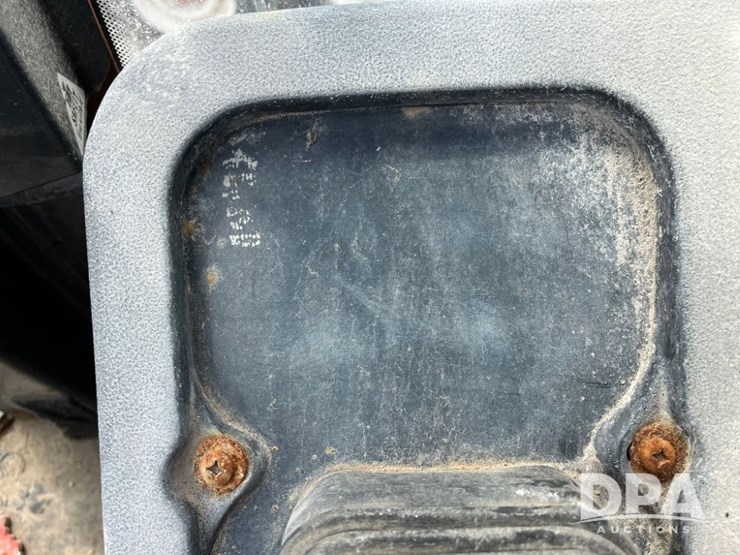 deere-444j-image-43