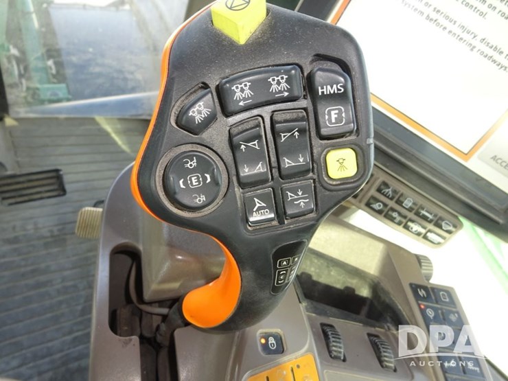 2020-john-deere-f4365-image-113