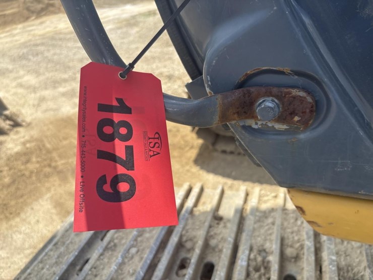 2006-deere-160c-lc-image-47
