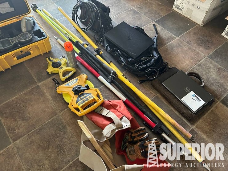 (1-37)-(2)-topcon-&-(1)-trimble-bluetooth-survey-...-image-4
