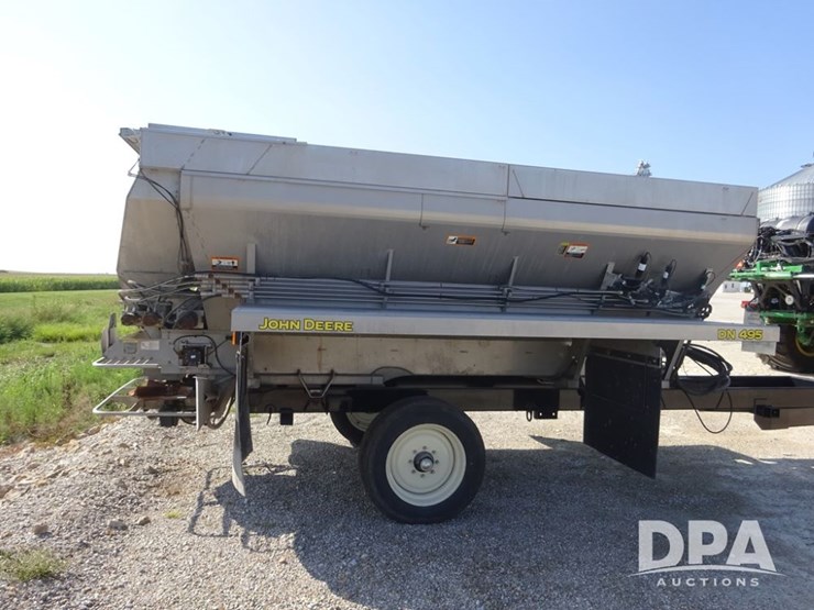 2021-john-deere-f4365-image-14