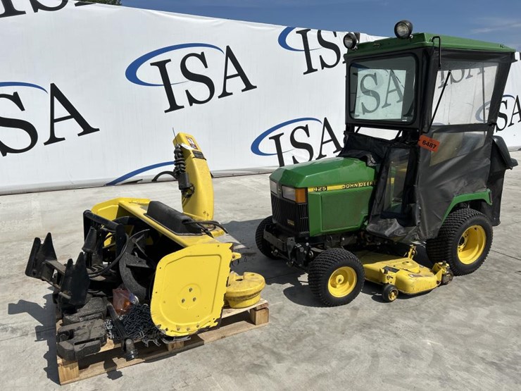 john-deere-425-image-1