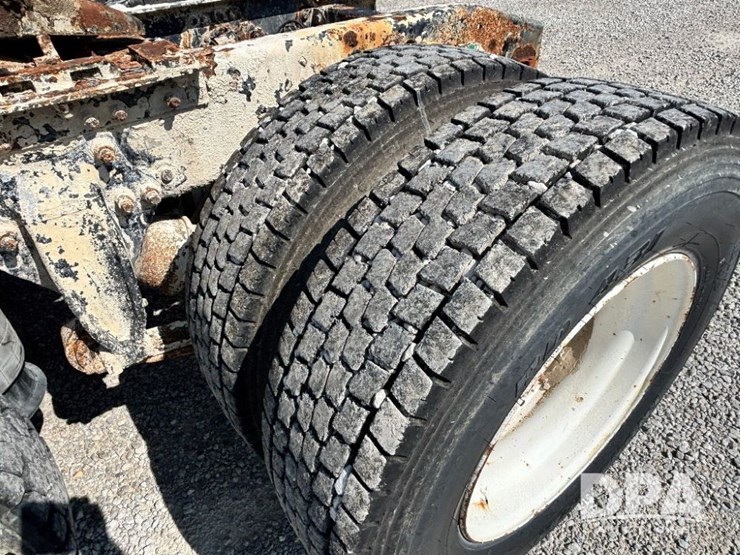 1998-cummins-m11-image-32