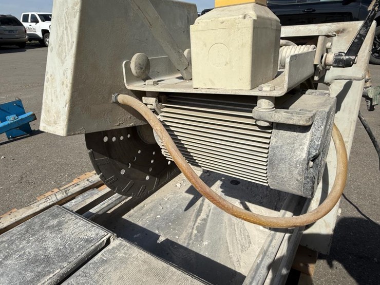 #2122-•-rodia-406ts-brick-saw-image-9
