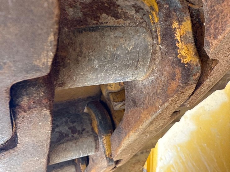 2021-deere-450-lgp-image-12