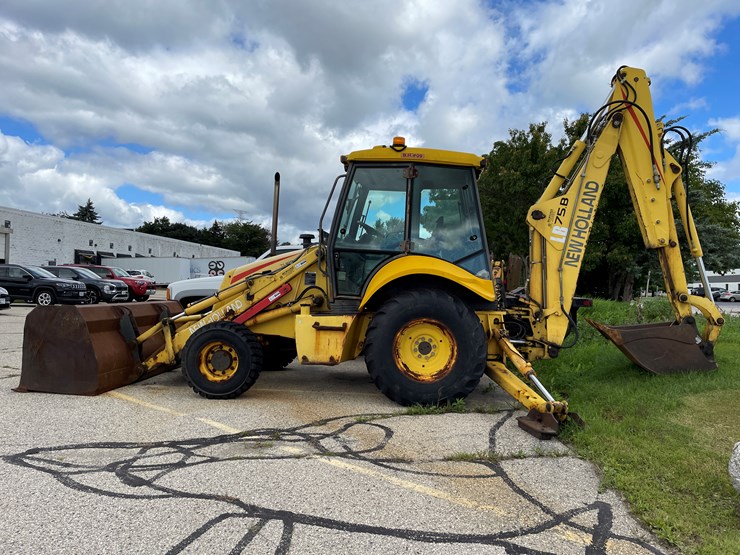 new-holland-lb75b-image-7
