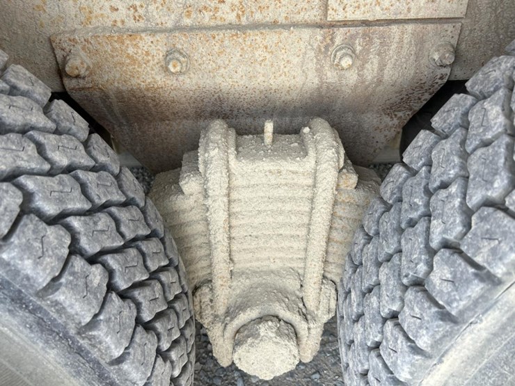 1994-mack-dm688s-image-29