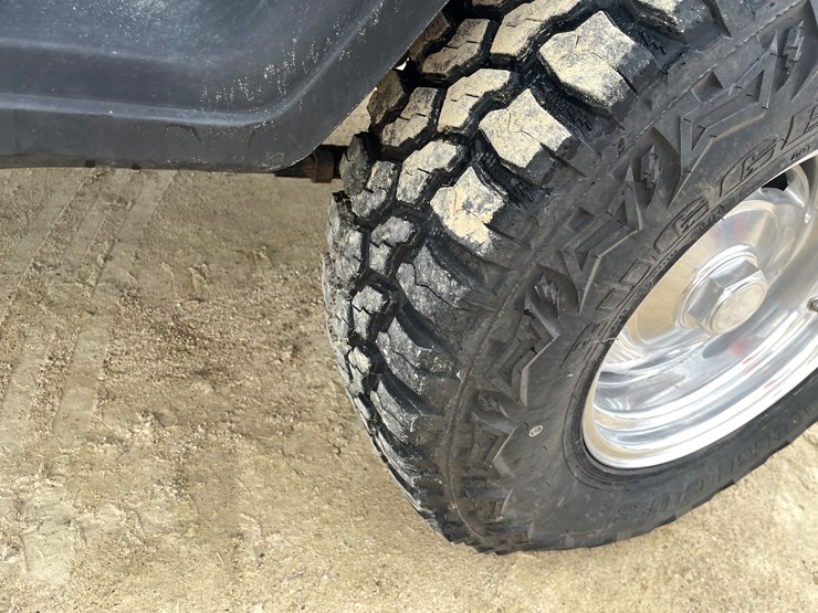 1990-jeep-wrangler-image-86