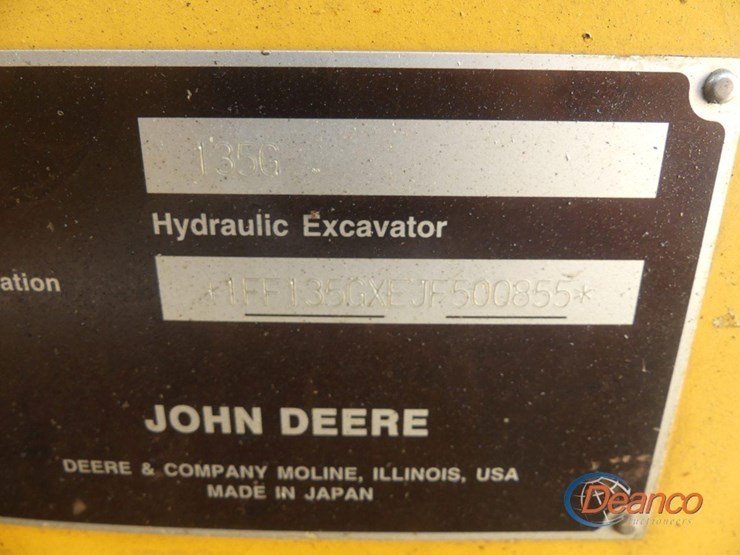 2020-deere-135g-image-11