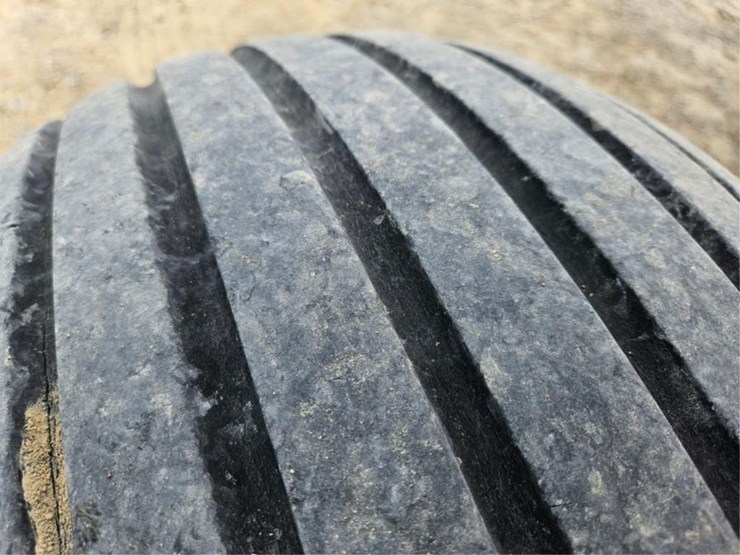 massey-ferguson-1393-image-27