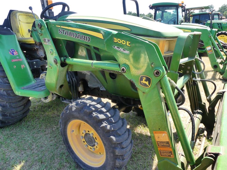 john-deere-3025e-image-9