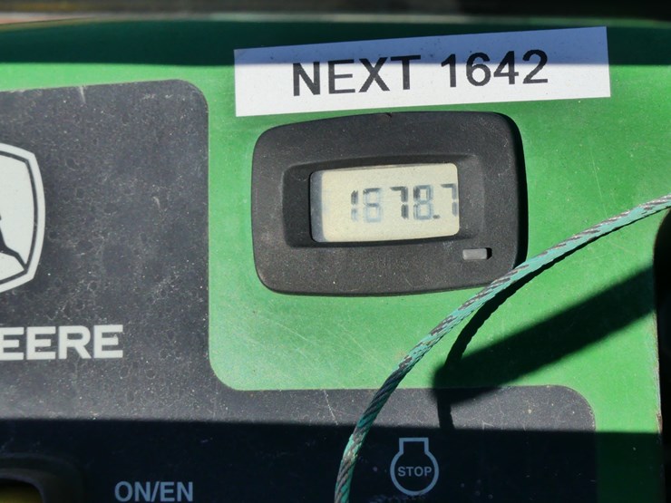 2017-john-deere-652r-image-9
