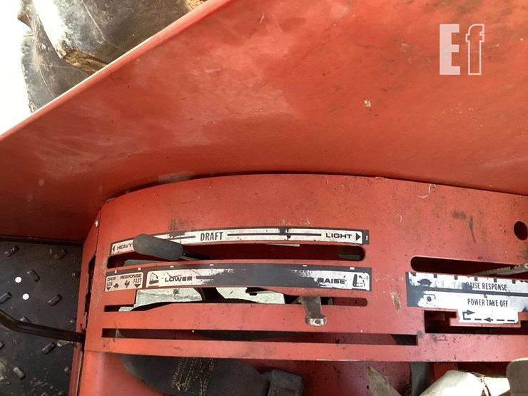 1989-case-ih-385-image-17
