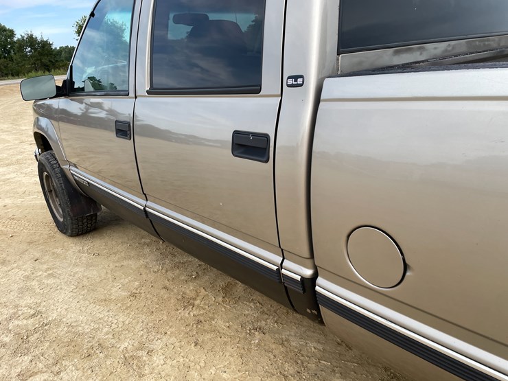 1999-gmc-2500-image-29