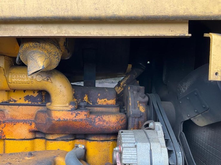 1985-deere-648d-image-90