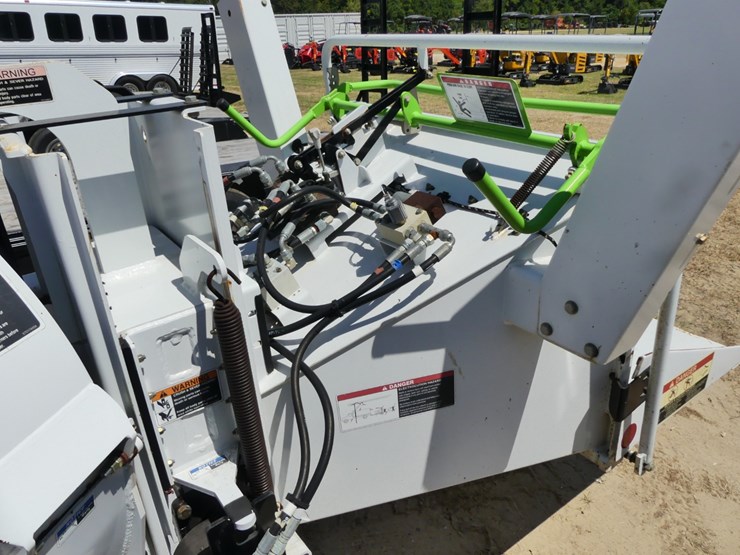 2019-altec-dc1317-image-12