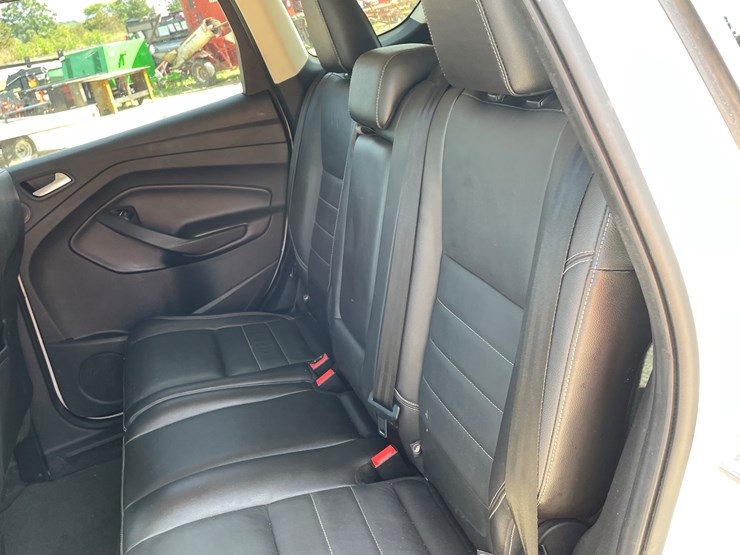 2014-ford-escape-image-56