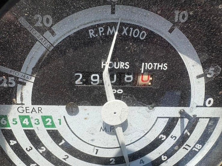 john-deere-2840-image-23
