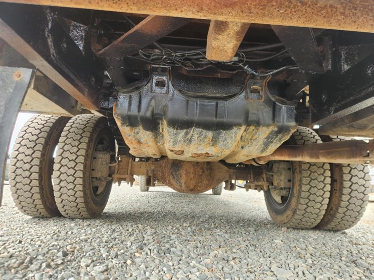 2011-ford-f550-image-62