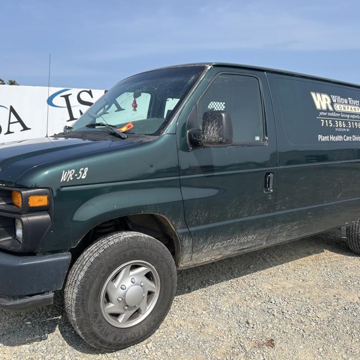 2008 FORD E250