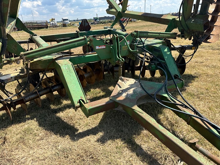 john-deere-34-image-39