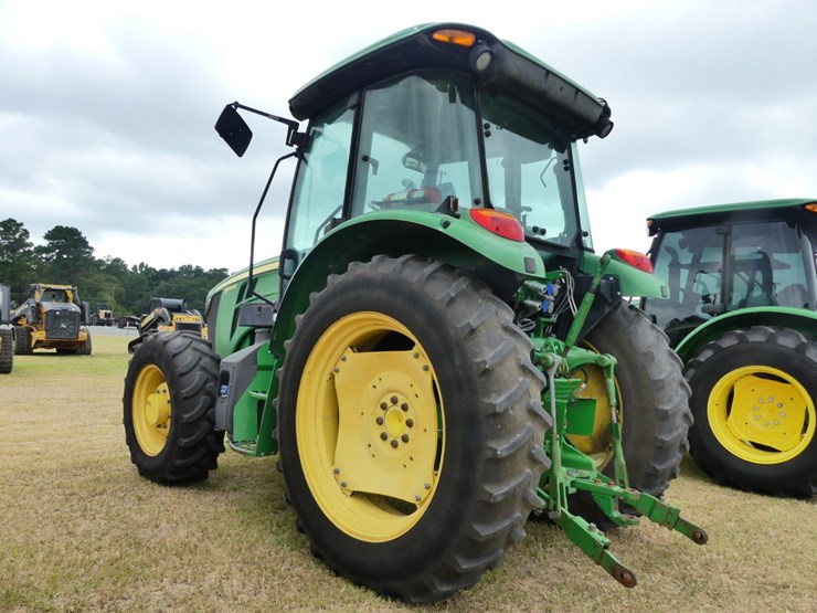 john-deere-5100m-image-4