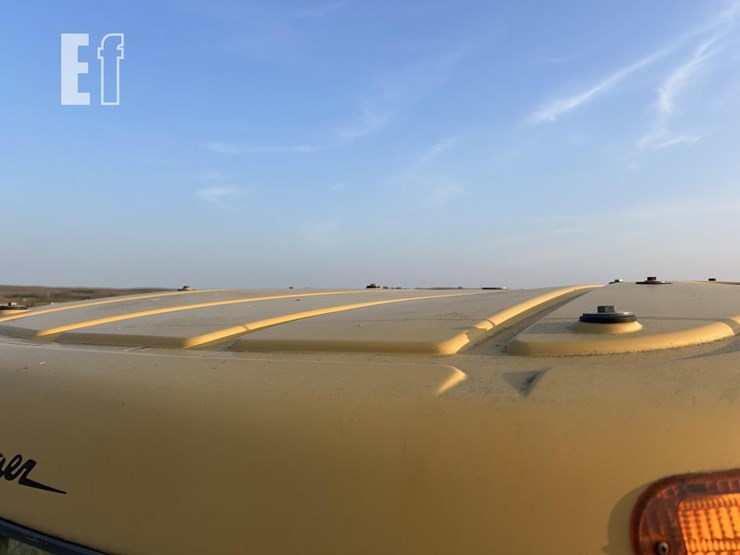 2008-challenger-mt765b-image-47
