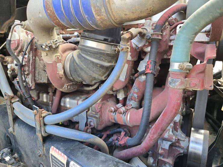 2015-mack-granite-gu813-image-75