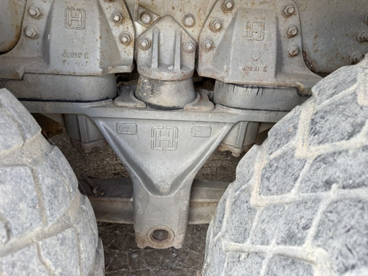 #1553-•-1991-oshkosh-mixer-truck-image-61
