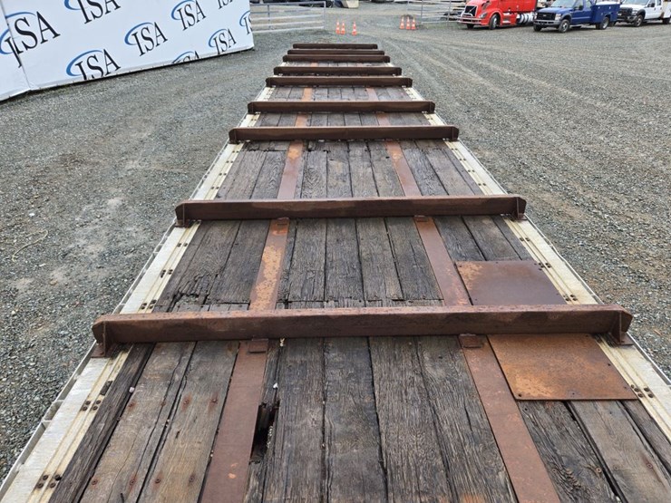 2001-fontaine-48'-flatbed-image-20