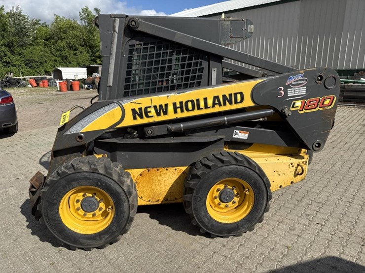 2008-new-holland-l180-image-2
