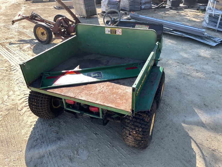john-deere-gator-image-2