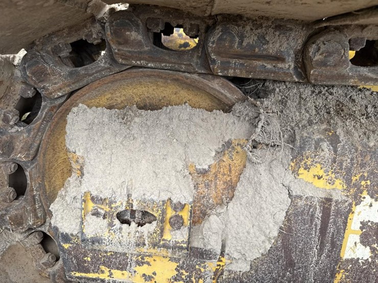 2014-komatsu-d65px-17-image-58