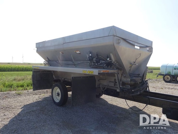 2021-john-deere-f4365-image-9