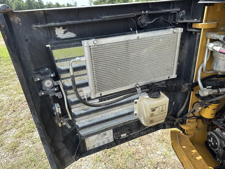caterpillar-299d3-image-41