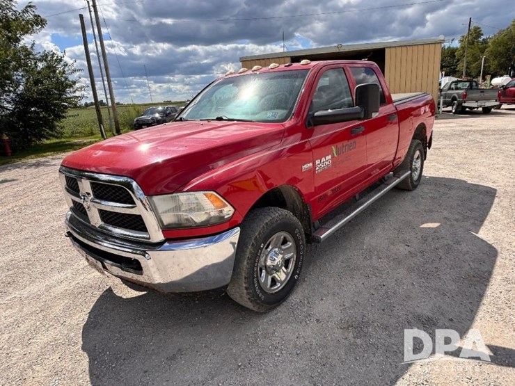 2014-dodge-ram-2500-image-13