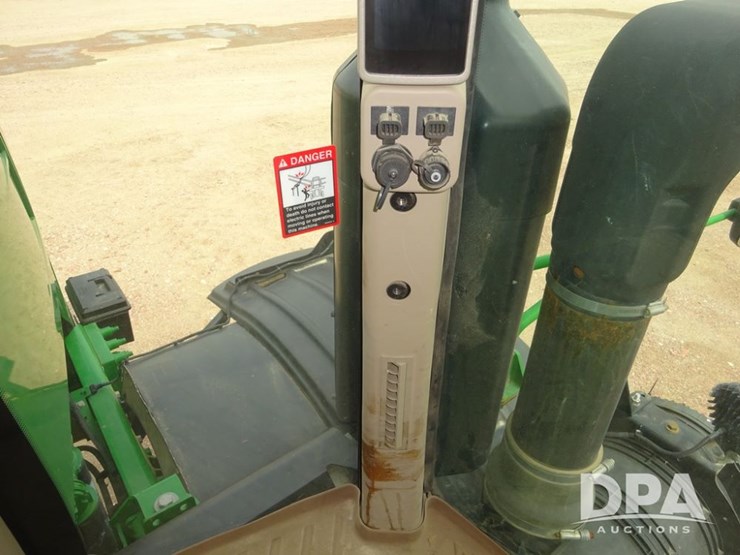 2019-john-deere-f4365-image-115