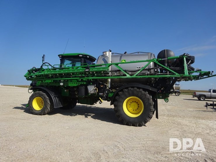 2021-john-deere-f4365-image-43