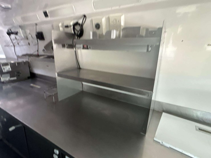 2021-mercedes-benz-sprinter-4500-image-28