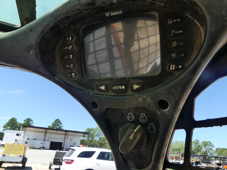2018-bobcat-t590-image-15