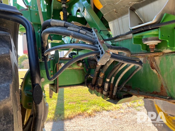 2019-john-deere-r4045-image-32